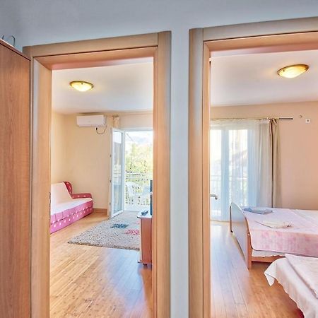 Apartments Lux Milano, Savina,Herceg-Novi Херцег Нови Екстериор снимка
