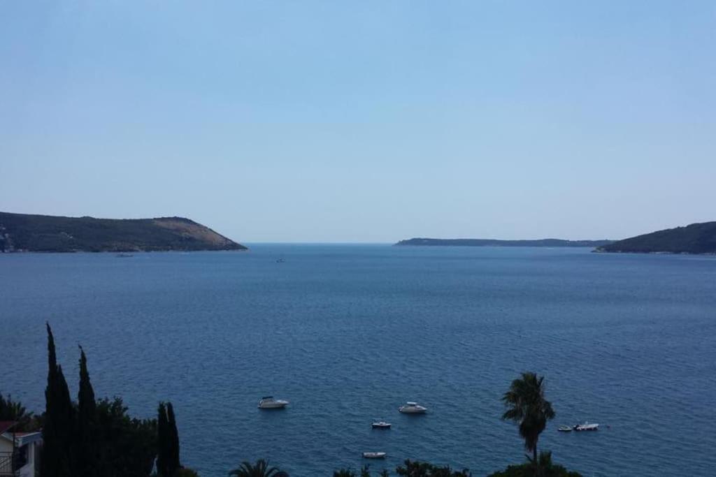 Apartments Lux Milano, Savina,Herceg-Novi Херцег Нови Екстериор снимка