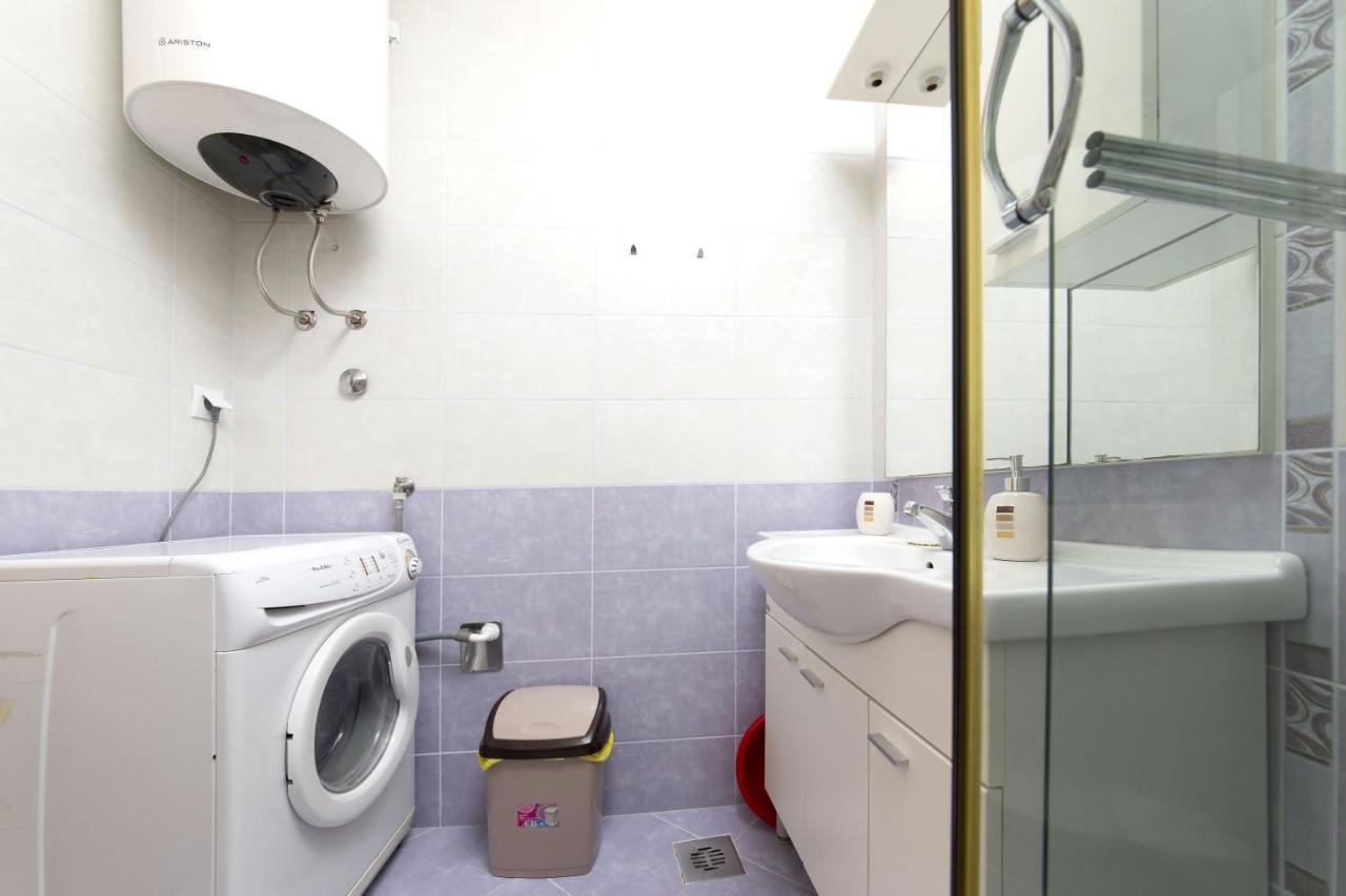Apartments Lux Milano, Savina,Herceg-Novi Херцег Нови Екстериор снимка